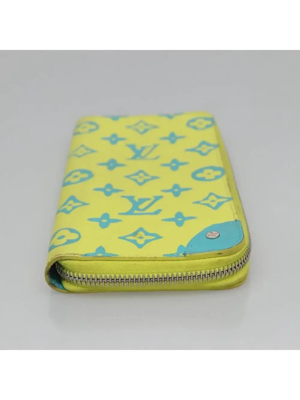 Louis Vuitton elevate your
